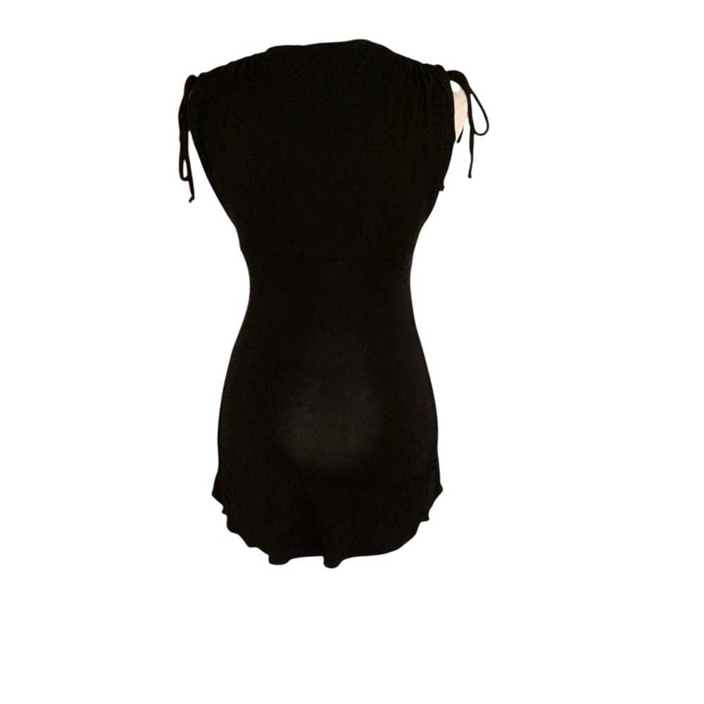 Sky Small Black Sleeveless Blouse with Leather Belt - Picture 8 of 10